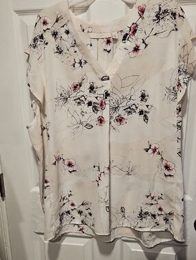Sejour Cream Floral V-Neck Blouse with Black and Pink Accents